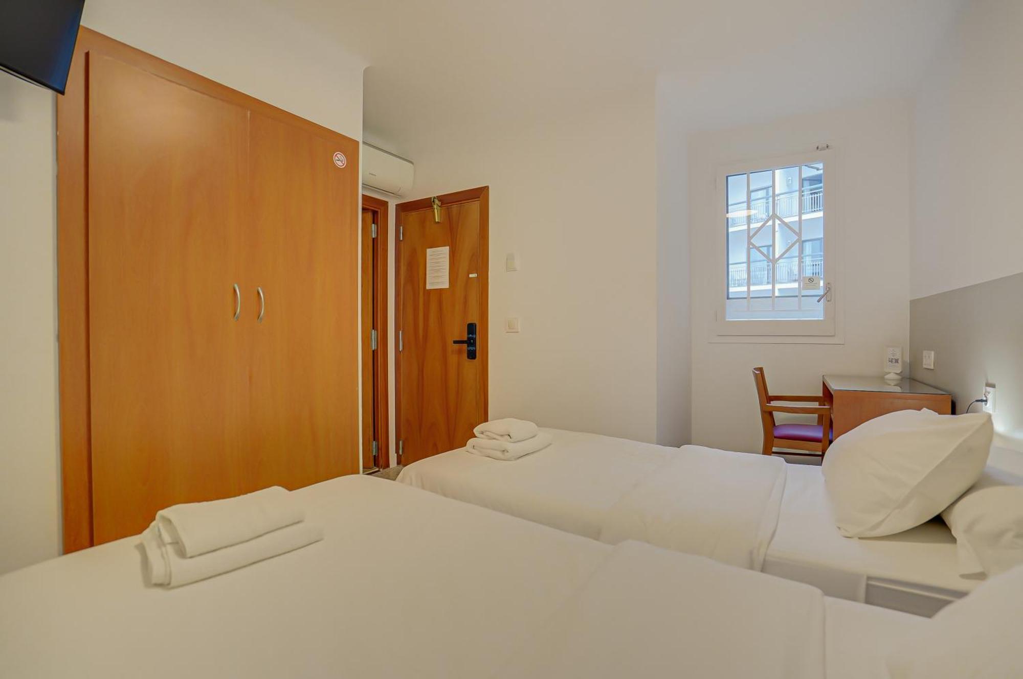 Hostal Y Apartamento Moli De Mar Lloret de Mar Eksteriør bilde